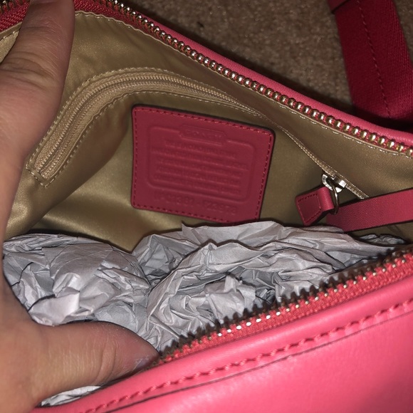 Coach daisy leather crossbody handbag - Picture 3 of 6